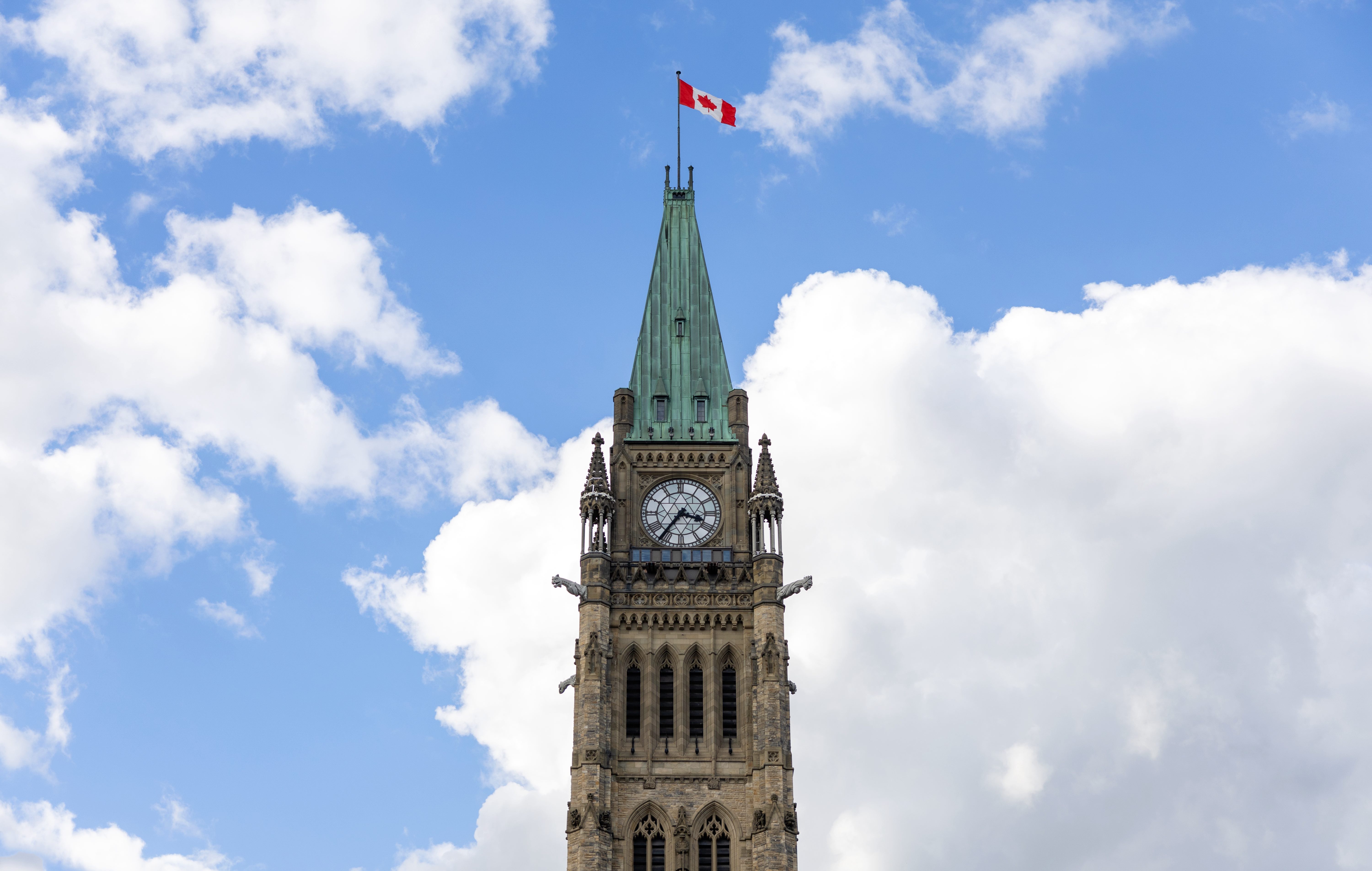 La Chambre De Commerce Du Canada Demande Le Retour Du Parlement