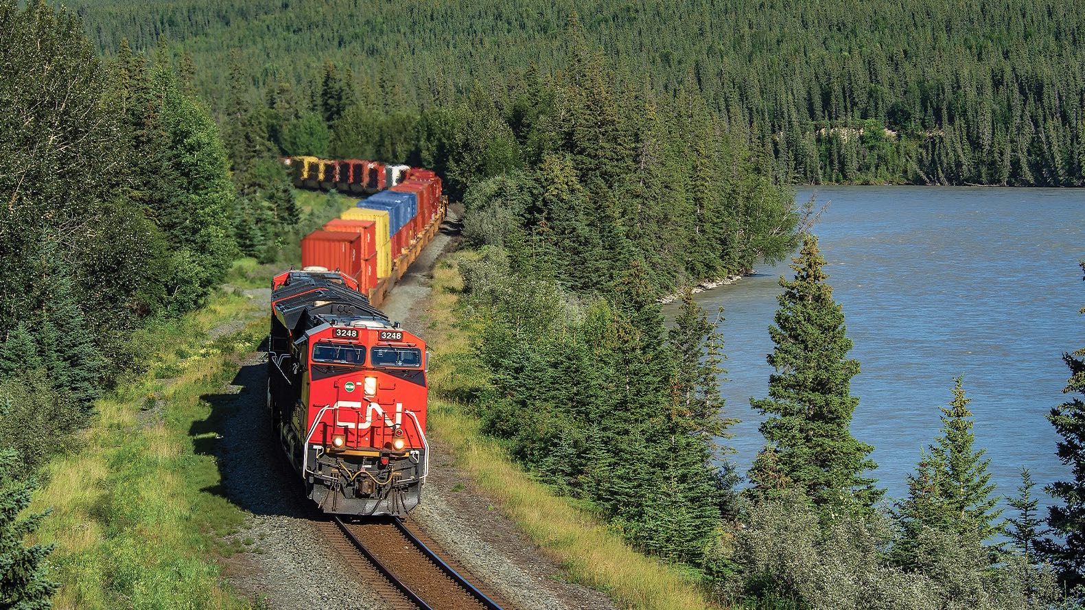 La Compagnie des chemins de fer nationaux du Canada (CN) est l'une des entreprises à l'arrêt.